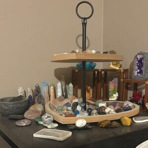 Random crystal stone